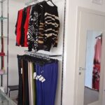 ARREDO NEGOZIO ABBIGLIAMENTO COMPLETO 23 m arredamento negozio abbigliamento 3